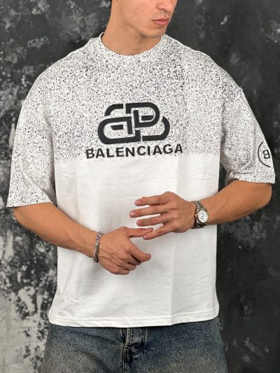 تیشرت باکسی بالنسیاگا