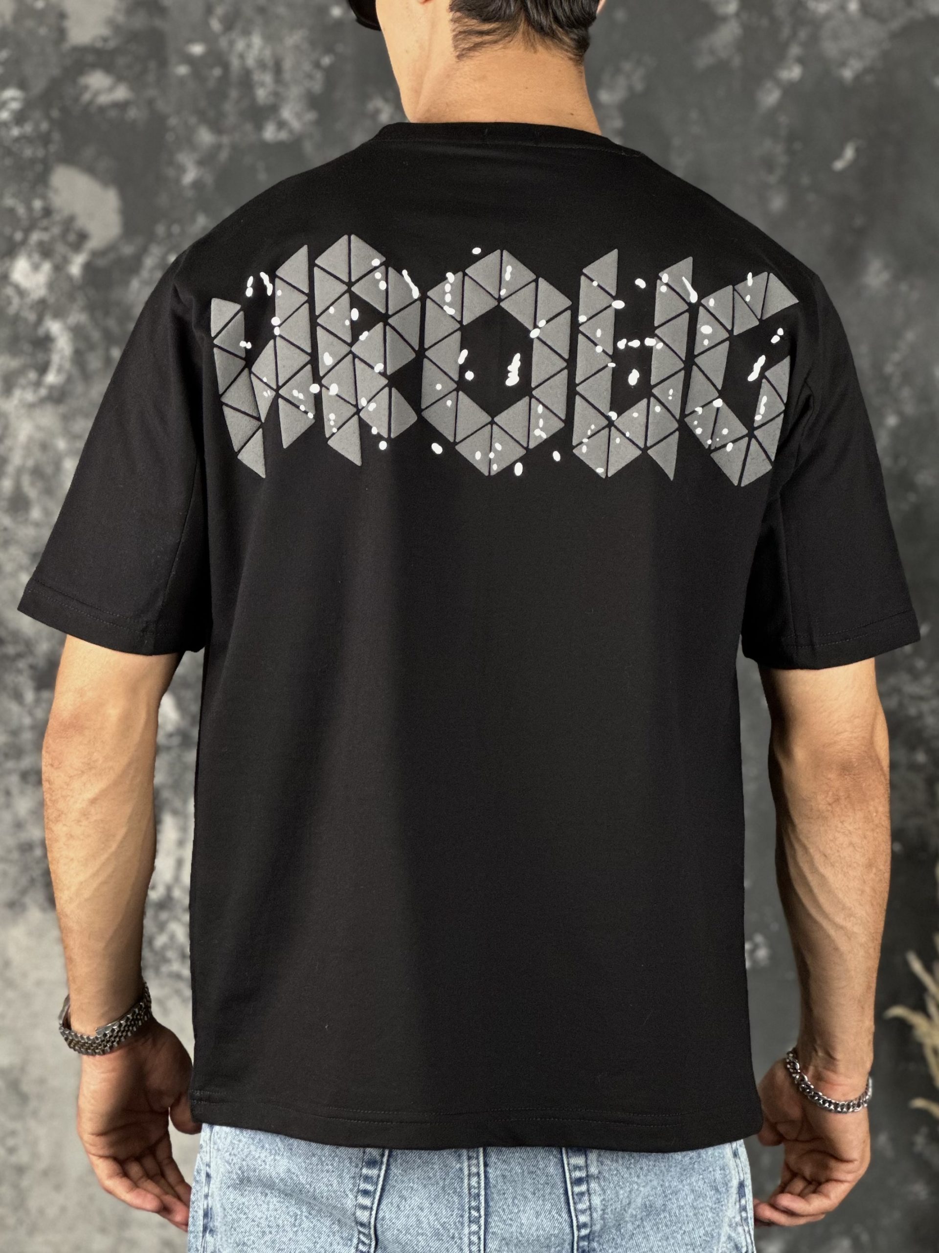 تيشرت باکسي THROUGH