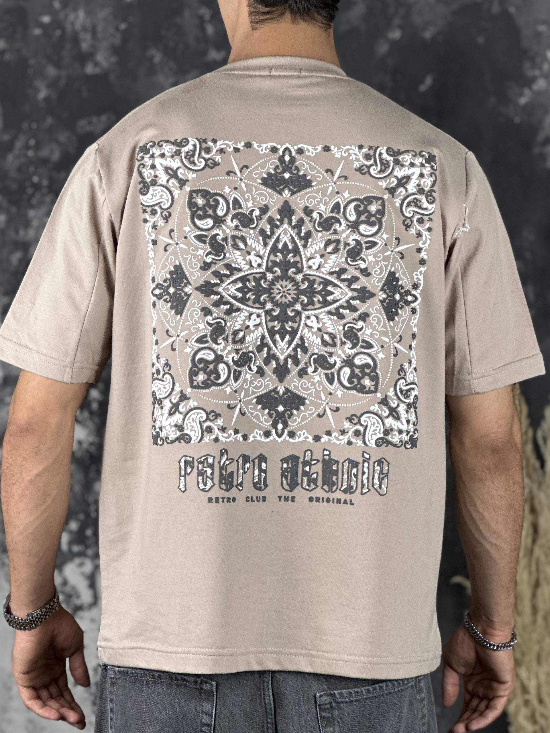 تيشرت اسپرت باکسي RETRO - Image 10