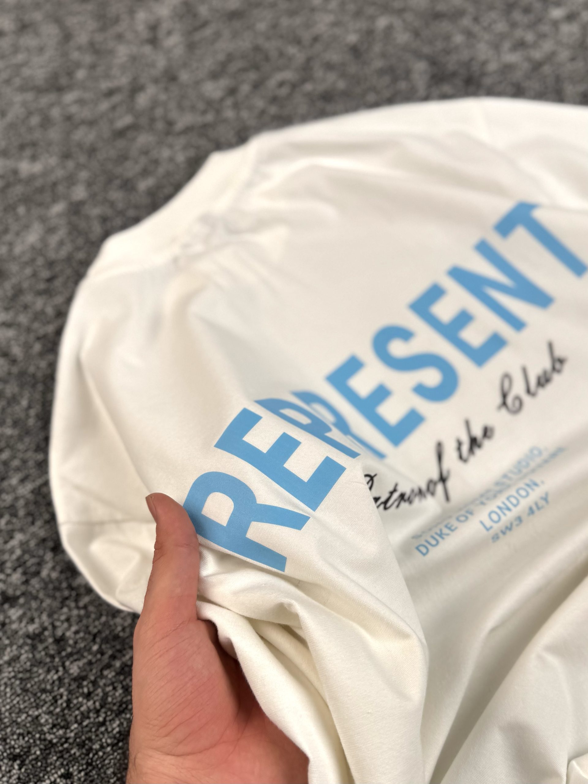 تیشرت اسپرت represent - Image 2